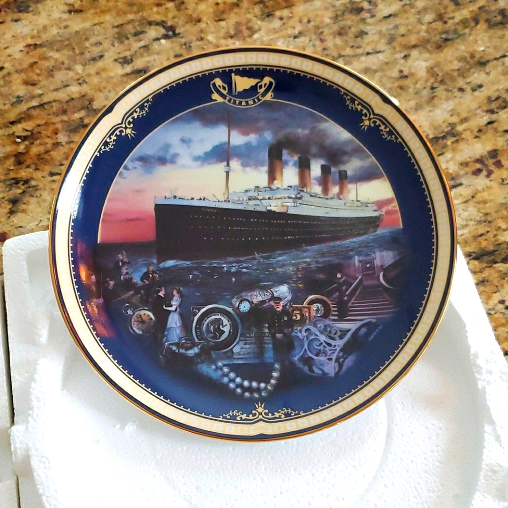 Titanic Collector's Plate